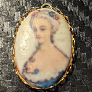 Vintage Pendant